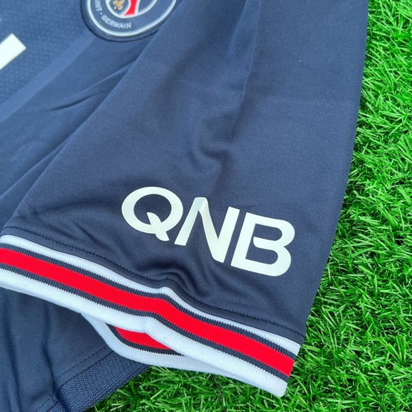 NEW Messi PSG Home 2022 jersey - Picture 7 of 8